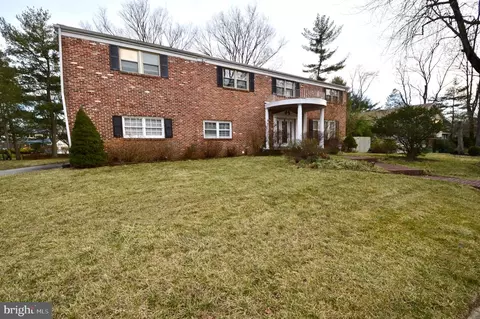 200 Charlann Cir, Cherry Hill, NJ 08003
