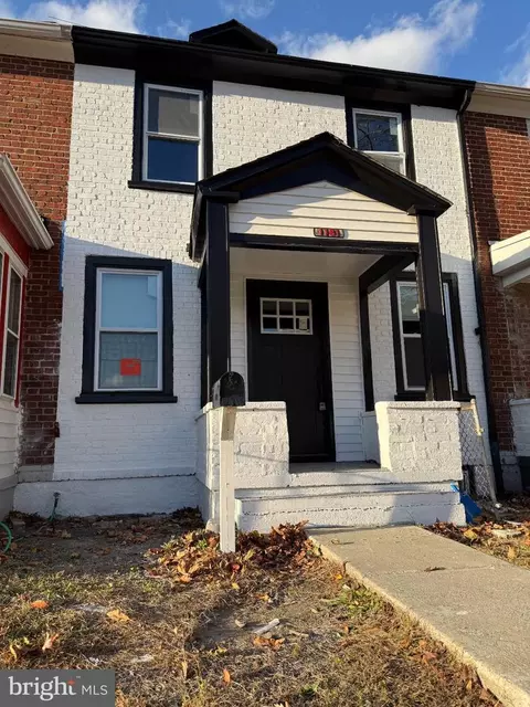 1181 S Octagon Rd, Camden, NJ 08104