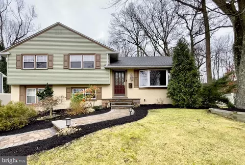 300 Copley Rd, Haddonfield, NJ 08033
