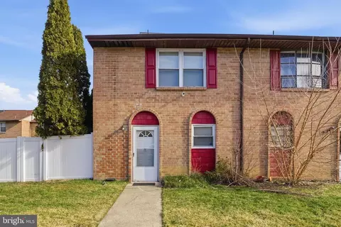 170 La Cascata Tnhs, Clementon, NJ 08021