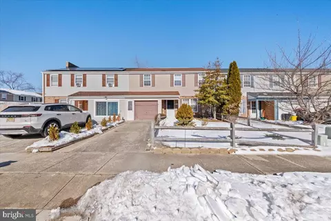 1638 Lawncrest Ln, Clementon, NJ 08021