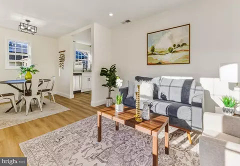 234 Lowell Ave, Mount Ephraim, NJ 08059