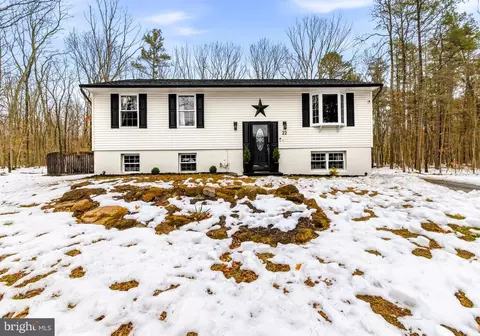 22 Debras Ln, Sicklerville, NJ 08081