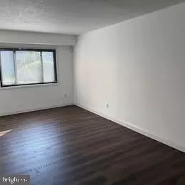 Living - 49 Dover Dr, Lindenwold, NJ 08021 photo 1 of 1