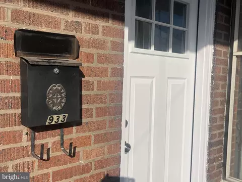 933 Lansdowne Ave, Camden, NJ 08104