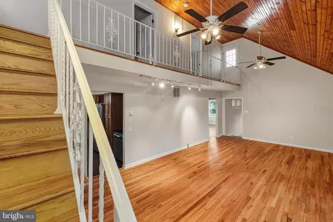 Entry Way - 300 Turnerville Rd, Pine Hill, NJ 08021 photo 1 of 3
