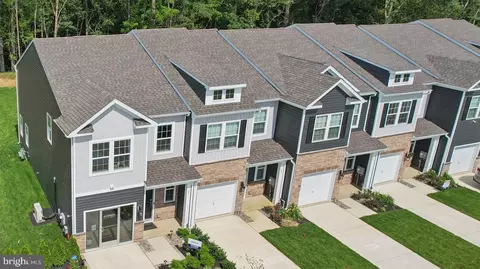 64 Robert Dr, Runnemede, NJ 08078