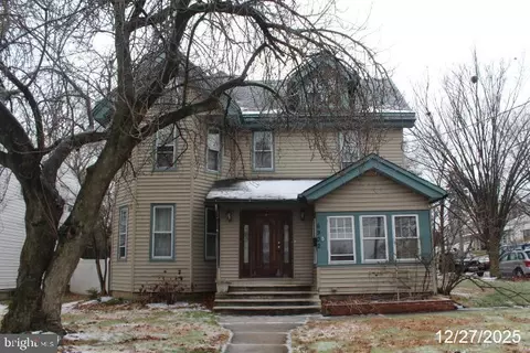 6902 Walnut Ave, Pennsauken, NJ 08109