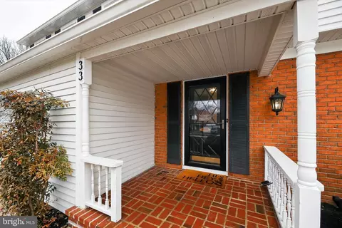 33 Ivy Ln, Cherry Hill, NJ 08002