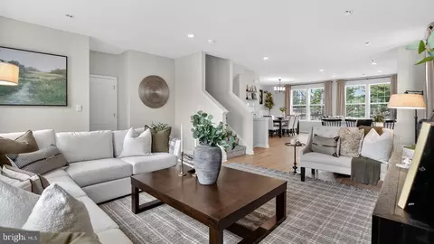 3 Clementon Rd E, Gibbsboro, NJ 08026