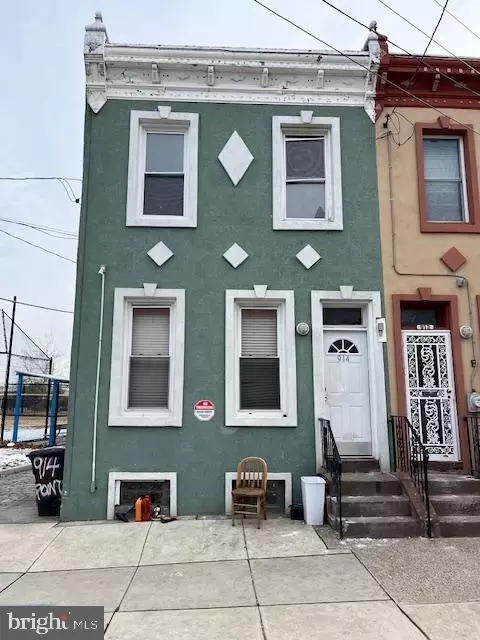 914 Point St, Camden, NJ 08102