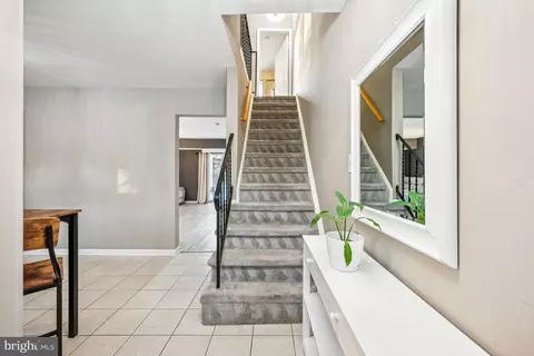 124 La Cascata Tnhs, Clementon, NJ 08021