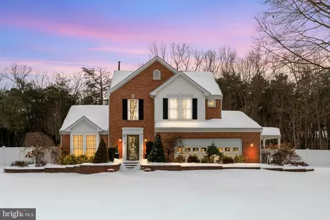 23 Arlington Rd, Sicklerville, NJ 08081