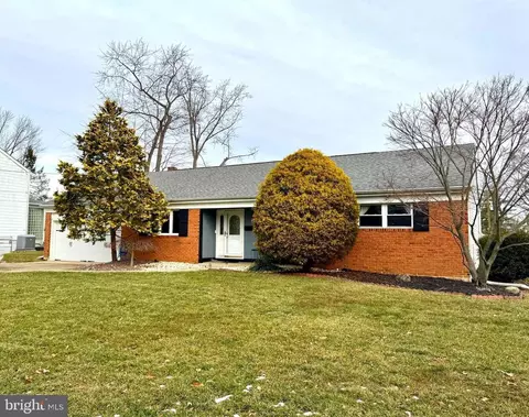 1113 Crane Dr, Cherry Hill, NJ 08003