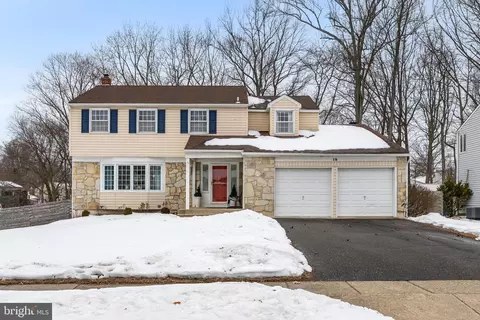 18 Karen Dr, Cherry Hill, NJ 08003