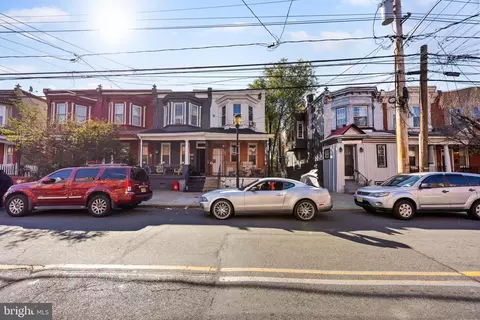 426 N State St, Camden, NJ 08102