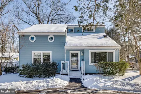 225 Dobson Ln, Cherry Hill, NJ 08003