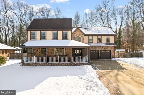 113 White Oak Rd, Cherry Hill, NJ 08034