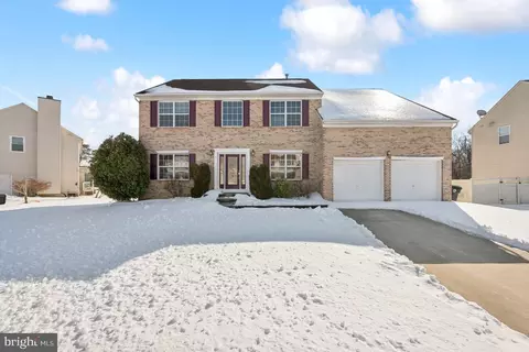 5 English Ivy Dr, Sicklerville, NJ 08081
