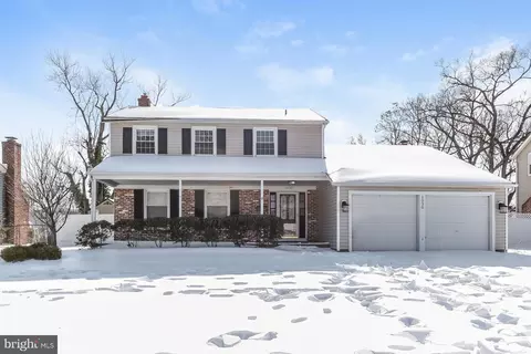 1030 W Somerdale Rd, Somerdale, NJ 08083