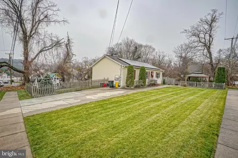 Exterior - 2 Hazel Ln, Pine Hill, NJ 08021 photo 2 of 6