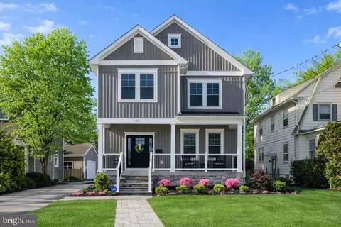 139 Rhoads Ave, Haddonfield, NJ 08033