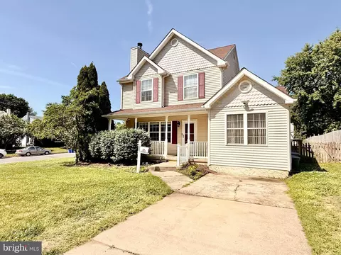 214 Chestnut Ave, Magnolia, NJ 08049