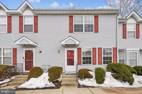 2702 Kenwood Dr, Pine Hill, NJ 08021