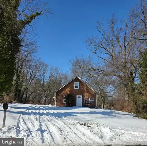 305 Oak Ave, Cherry Hill, NJ 08002