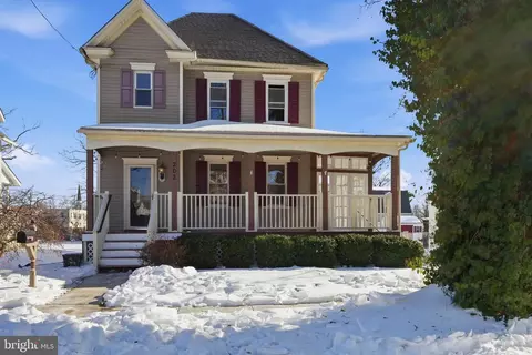 202 Reading Ave, Barrington, NJ 08007