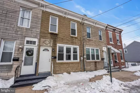 414 Middlesex St, Gloucester City, NJ 08030