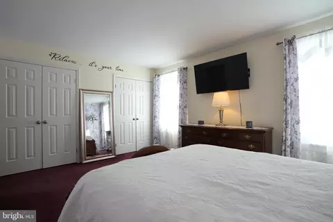 Bedroom - 18 Cobblestone Ct, Sicklerville, NJ 08081 photo 3 of 6