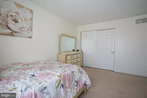 Bedroom - 18 Cobblestone Ct, Sicklerville, NJ 08081 photo 6 of 6