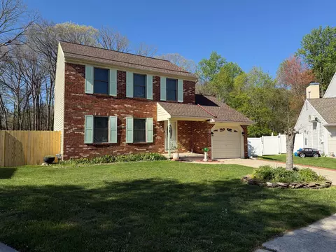 Exterior - 18 Cobblestone Ct, Sicklerville, NJ 08081 photo 2 of 14