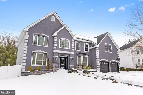 24 Exton Cir, Cherry Hill, NJ 08003