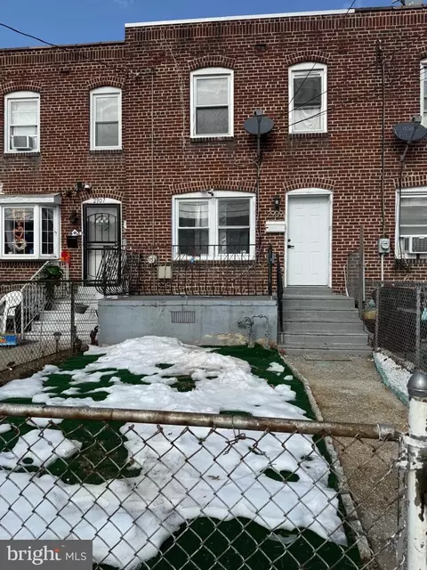 2909 Royden St, Camden, NJ 08105
