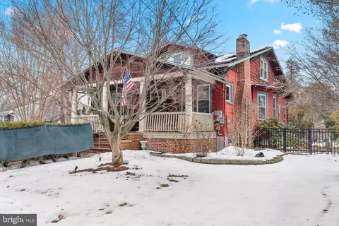 912 Lakeview Ave, Laurel Springs, NJ 08021