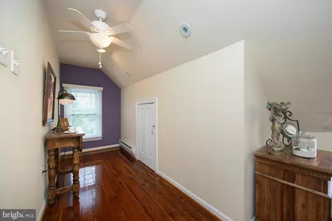 Entry Way - 107 Centre St, Haddonfield, NJ 08033 photo 11 of 12