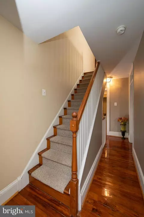 Entry Way - 107 Centre St, Haddonfield, NJ 08033 photo 10 of 12