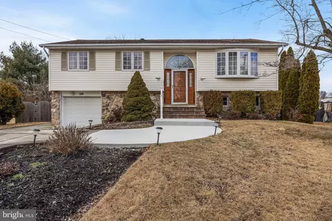 206 Downing Rd, Somerdale, NJ 08083