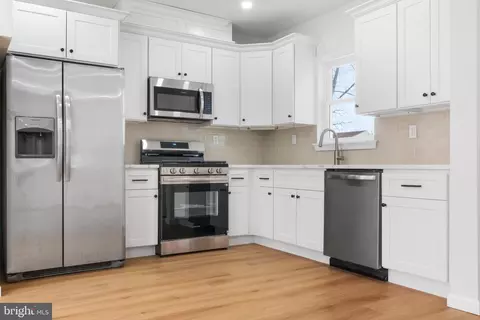 119 Hemlock Ave, Laurel Springs, NJ 08021