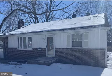 136 La Pierre Ave, Lawnside, NJ 08045