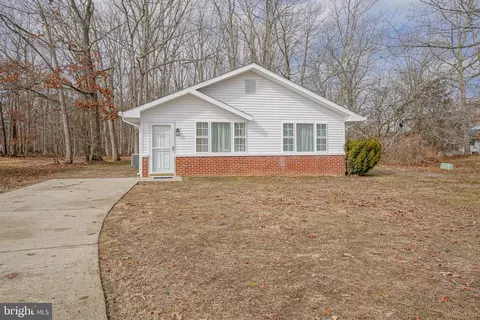 1 Oak Ave, Hammonton, NJ 08037
