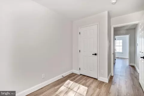 Entry Way - 24 Mill Strm, Pine Hill, NJ 08021 photo 1 of 2