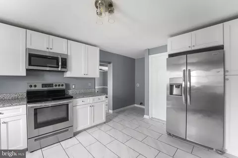 16 E 7th Ave, Pine Hill, NJ 08021 photo 4