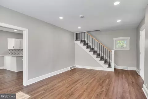 Entry Way - 16 Moore Ave, Cherry Hill, NJ 08034 photo 3 of 9