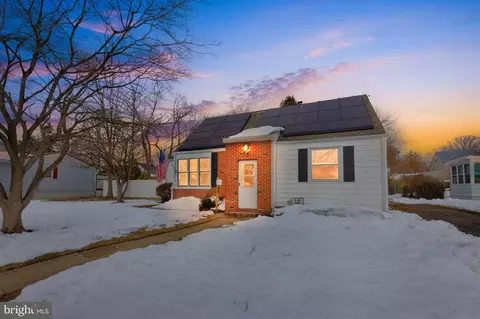 112 Lindsey Ave, Runnemede, NJ 08078