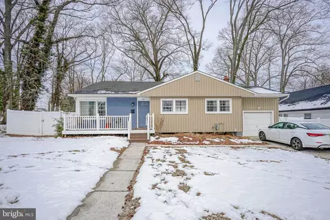 405 Evesham Ave, Magnolia, NJ 08049