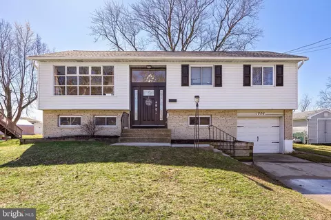 1006 Surrey Rd, Somerdale, NJ 08083