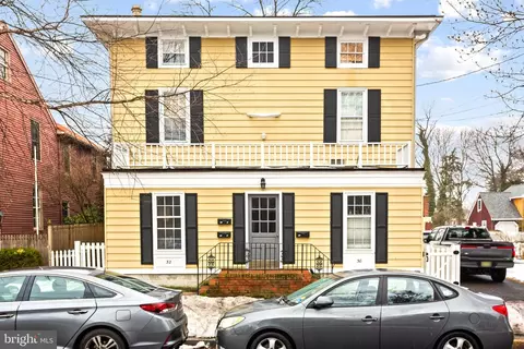 30-32 Potter St, Haddonfield, NJ 08033